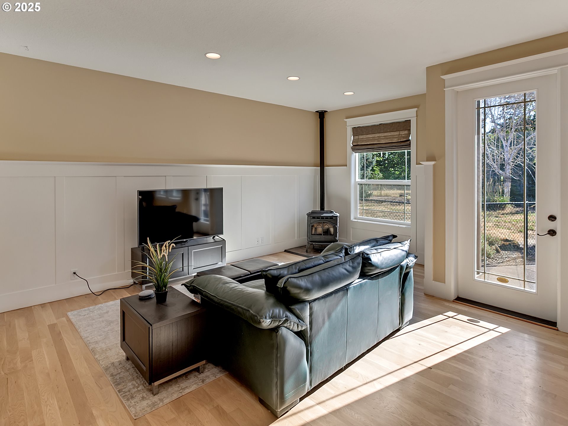 37658 Highway 213 Mount Angel, OR 97362 - Photo 14 of 43 Arena