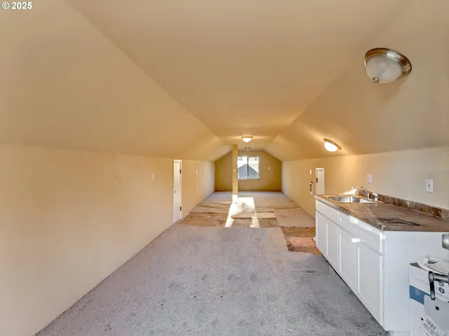 $1,745,000 | 37658 Highway 213, Mount Angel, OR 97362