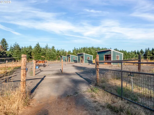 $1,745,000 | 37658 Highway 213, Mount Angel, OR 97362
