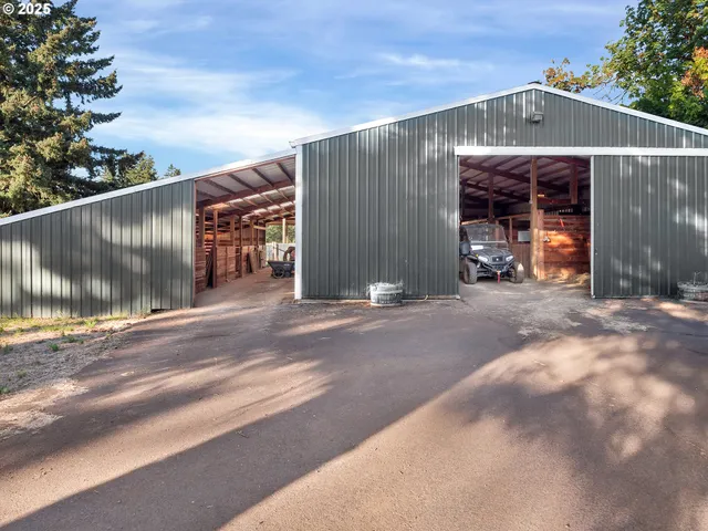 $1,745,000 | 37658 Highway 213, Mount Angel, OR 97362