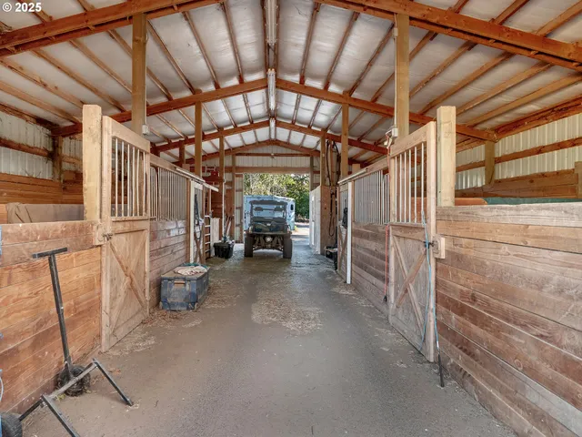 $1,745,000 | 37658 Highway 213, Mount Angel, OR 97362