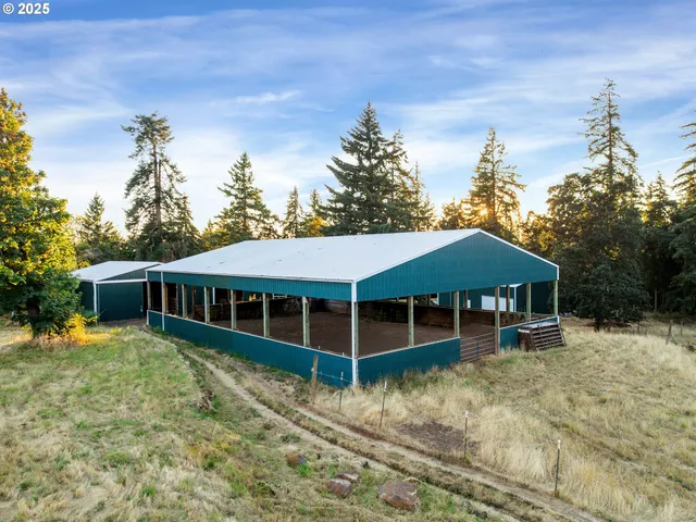 $1,745,000 | 37658 Highway 213, Mount Angel, OR 97362