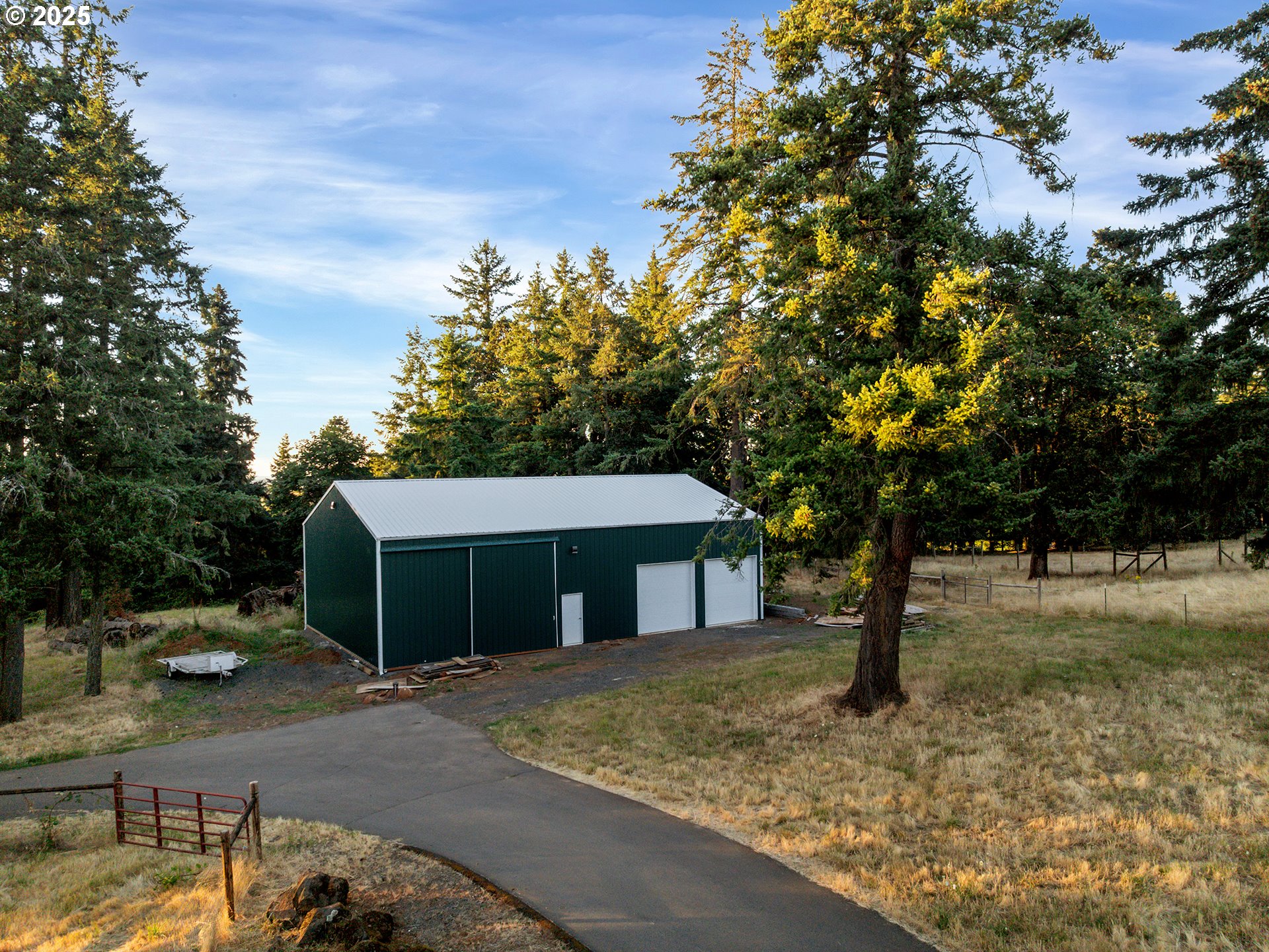 37658 Highway 213 Mount Angel, OR 97362 - Photo 37 of 43 Bedroom