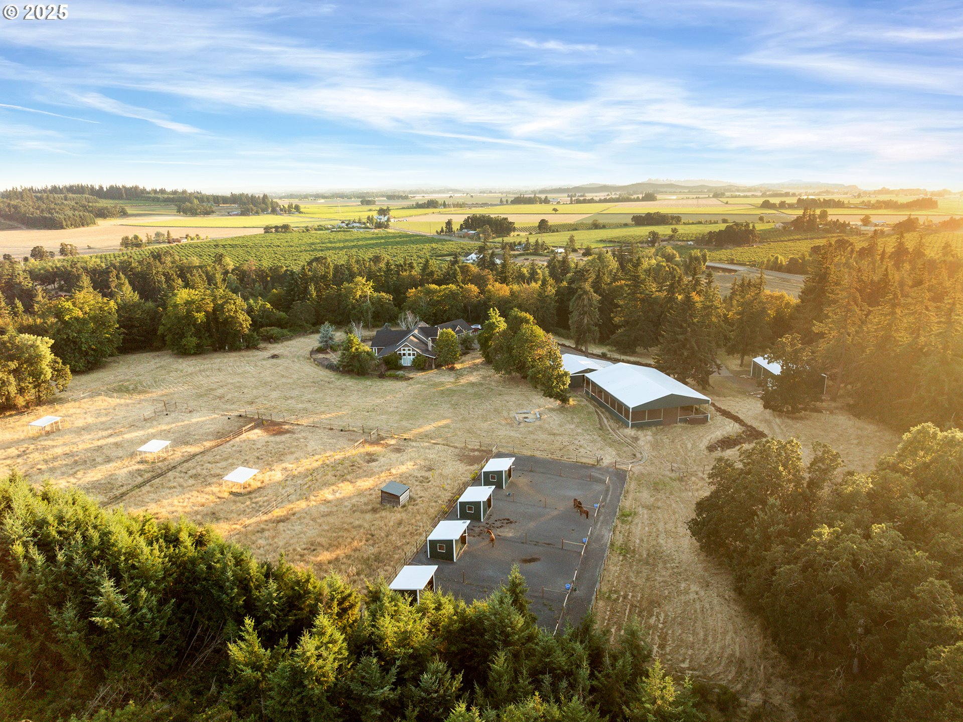 37658 Highway 213 Mount Angel, OR 97362 - Photo 40 of 43 Covered Patio