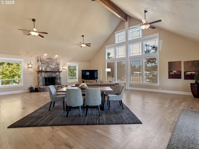 $1,745,000 | 37658 Highway 213, Mount Angel, OR 97362