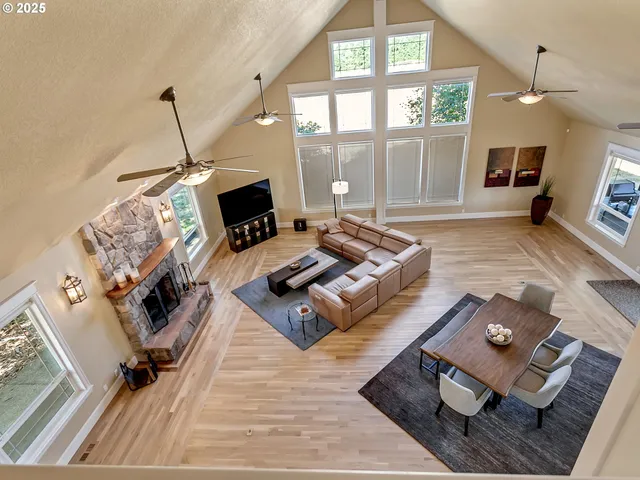 $1,745,000 | 37658 Highway 213, Mount Angel, OR 97362