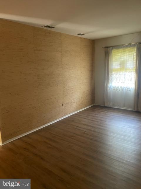 5214 West Running Brook Road Columbia, MD 21044 - Photo 20 of 56 Living Room