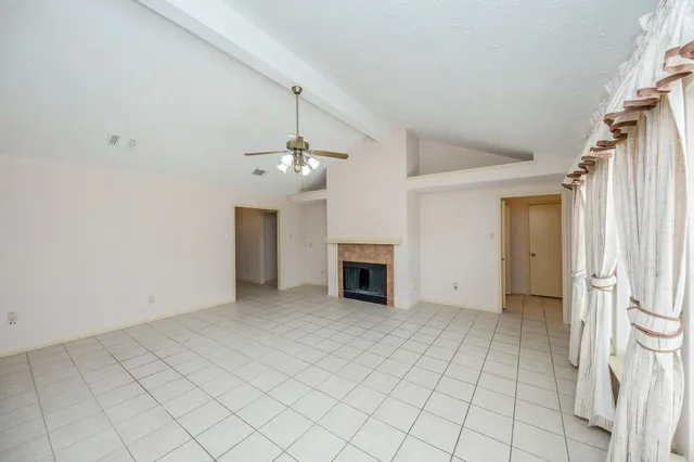 $2,200 | 13211 Rosstown Drive, Sugar Land, TX 77478