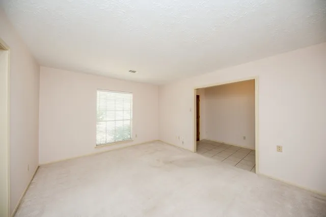 $2,200 | 13211 Rosstown Drive, Sugar Land, TX 77478