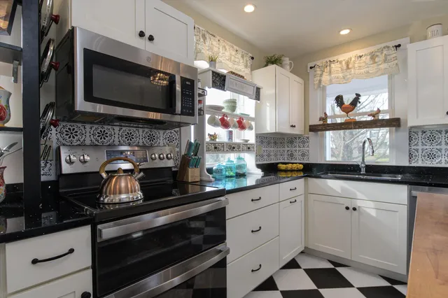 $419,000 | 2558 Old Stage Road, Benson, VT 05743