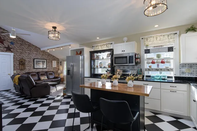 $419,000 | 2558 Old Stage Road, Benson, VT 05743