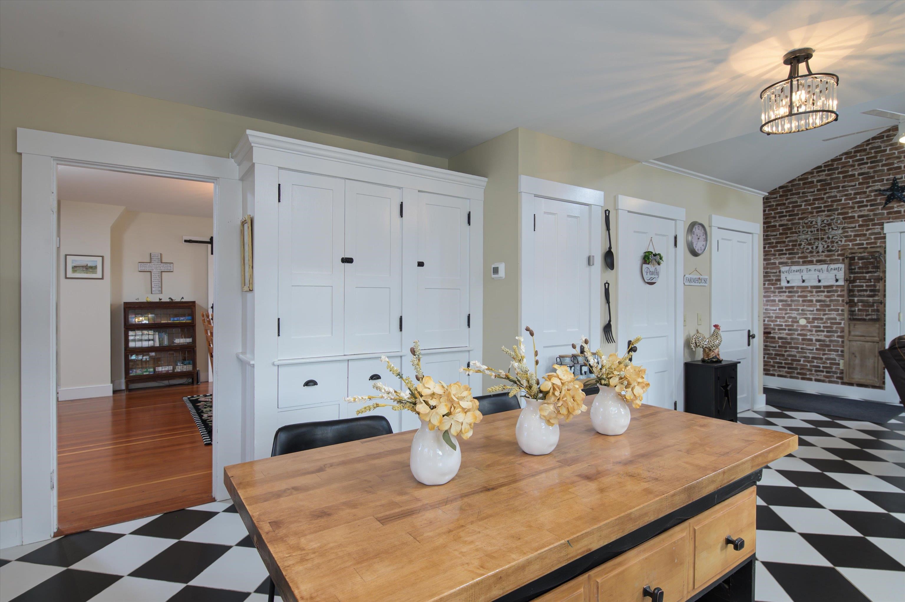 2558 Old Stage Road Benson, VT 05743 - Photo 10 of 53