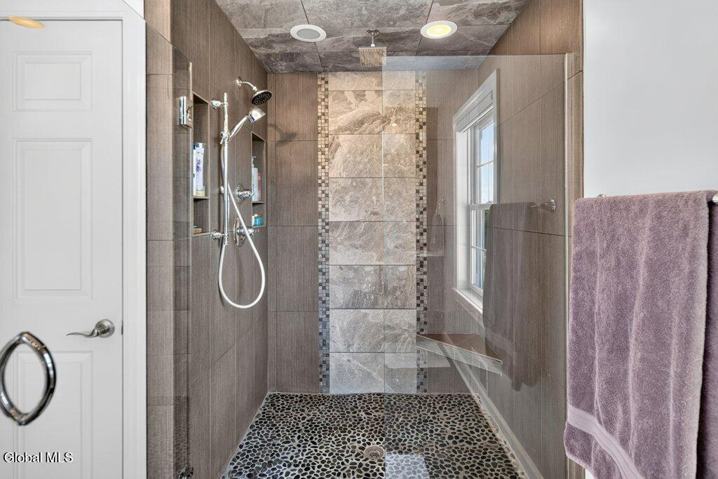 13 Peacham Road Colonie, NY 12189 - Photo 27 of 45 030-DSC01272_m