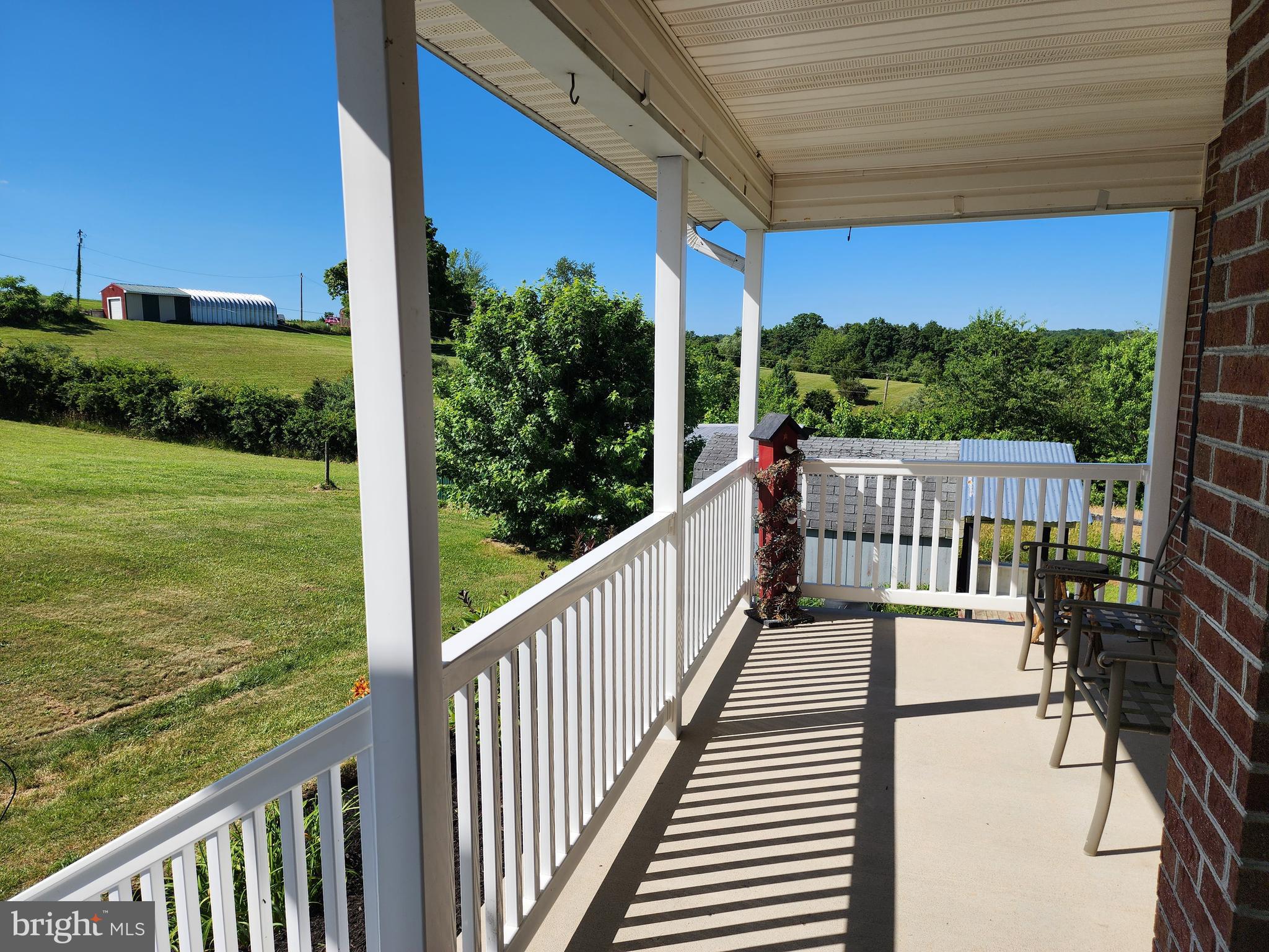 12407 Swain Road Little Orleans, MD 21766 - Photo 25 of 77 Vinyl Railings