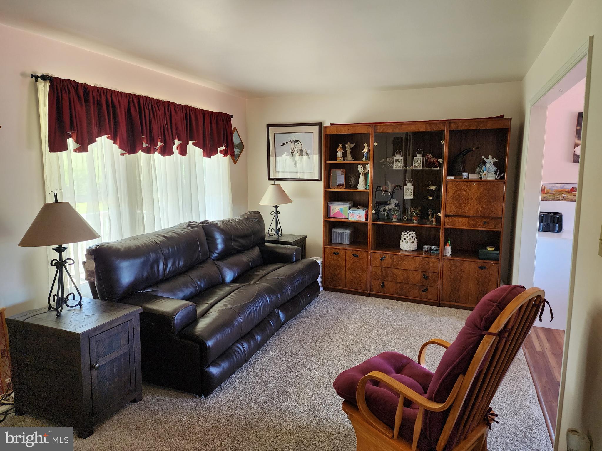 12407 Swain Road Little Orleans, MD 21766 - Photo 27 of 77 Living Room