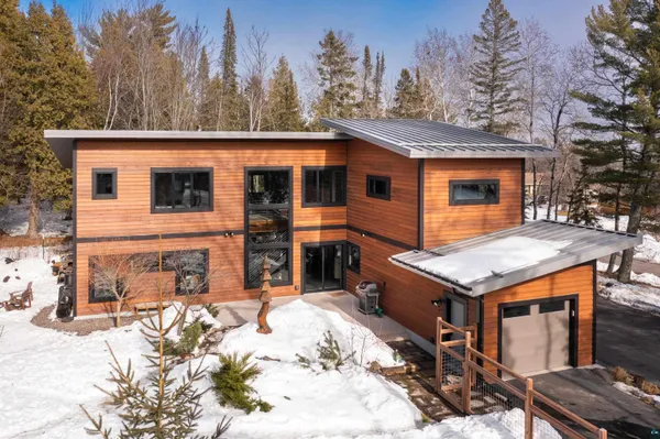 $925,000 | 3515 Greysolon Road, Duluth, MN 55804