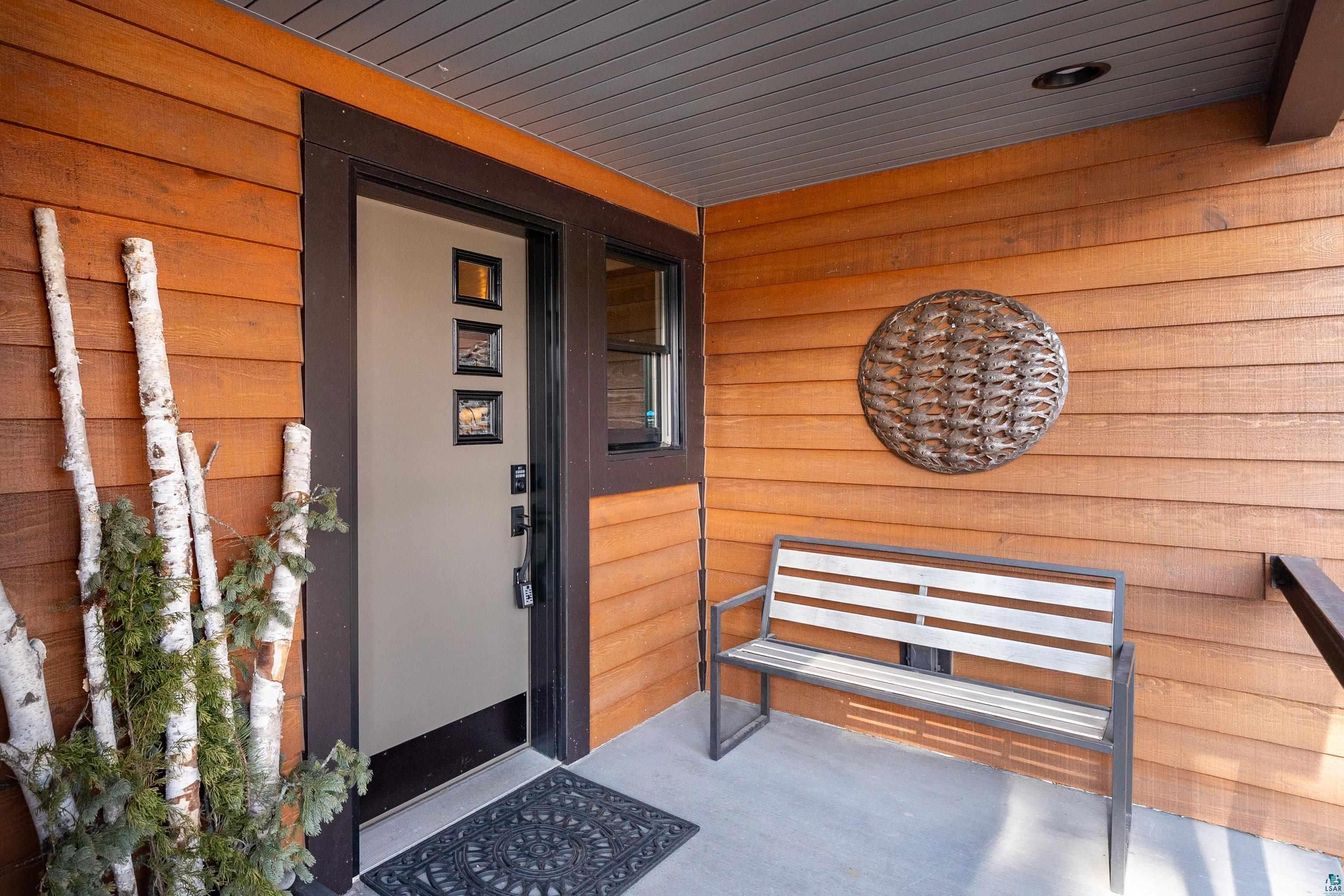 3515 Greysolon Road Duluth, MN 55804 - Photo 2 of 41