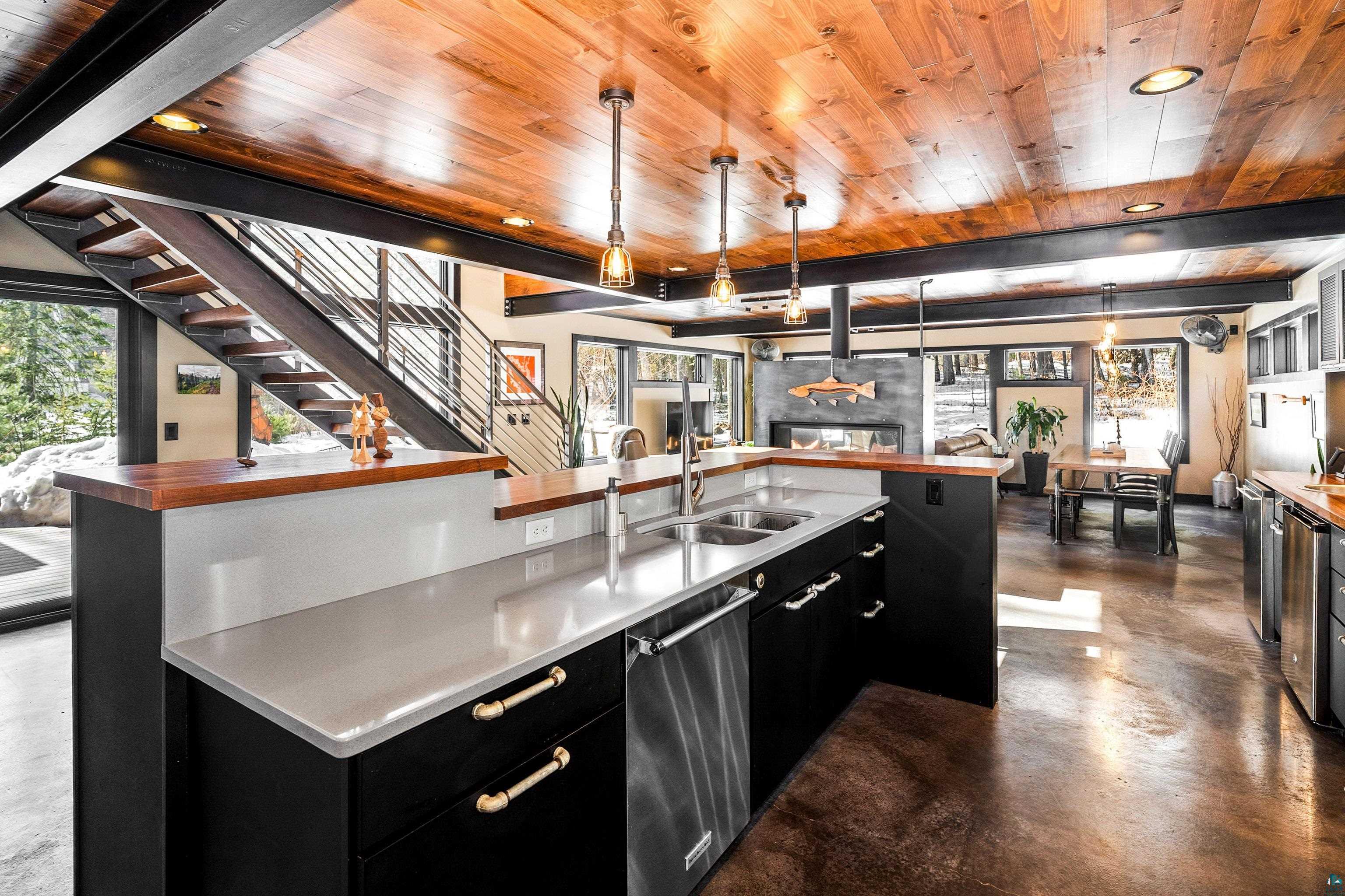 3515 Greysolon Road Duluth, MN 55804 - Photo 10 of 41