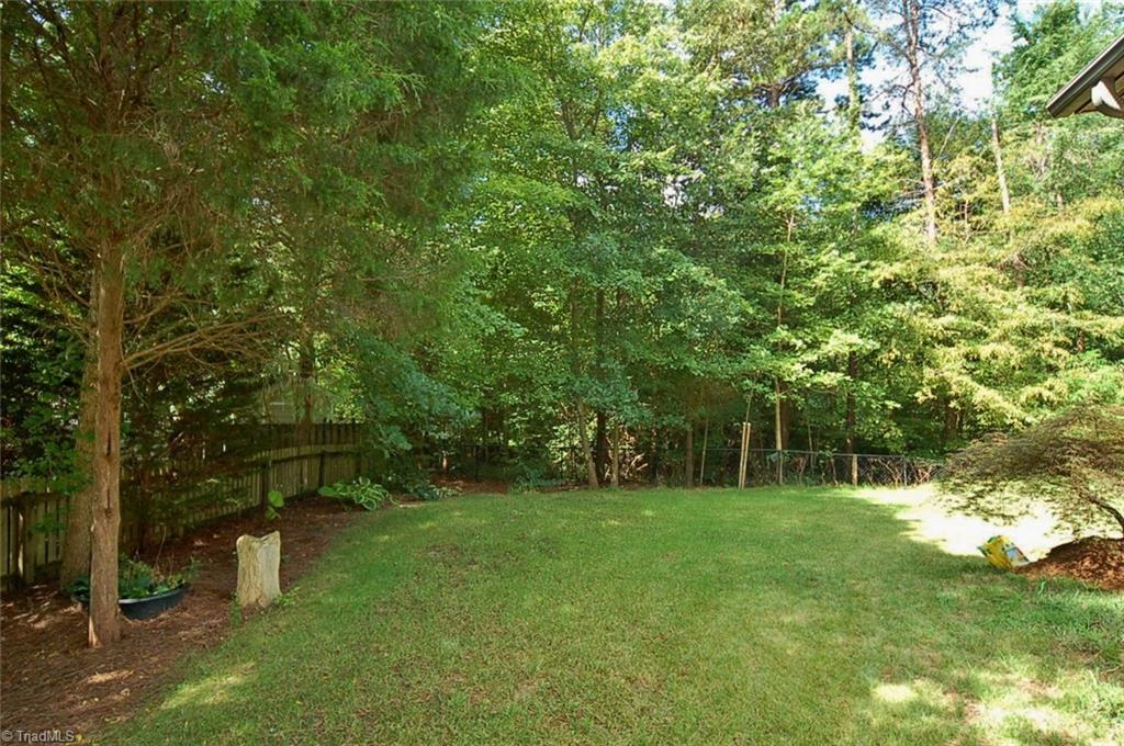 1400 Whites Mill Road High Point, NC 27265 - Photo 29 of 30 Fenced backyard