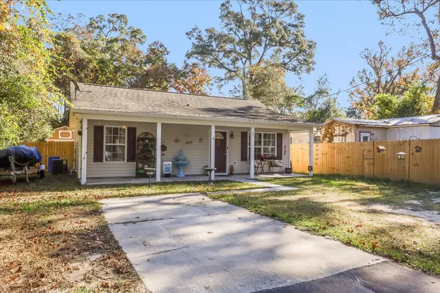 $182,000 | 83 Dakota Drive, Crawfordville, FL 32327