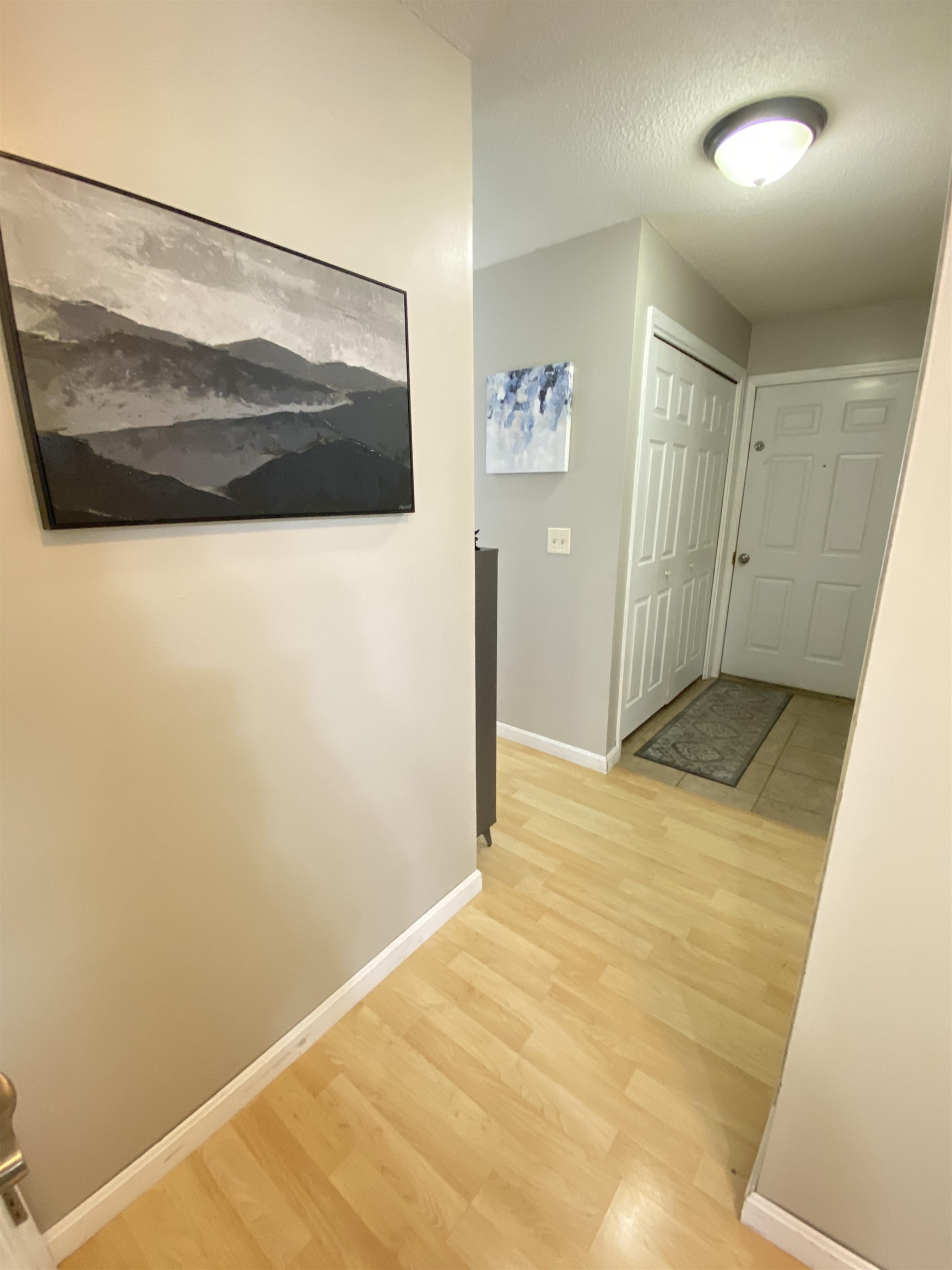25 Saybrook Road Essex Junction, VT 05452 - Photo 5 of 28 Gallery Image 5