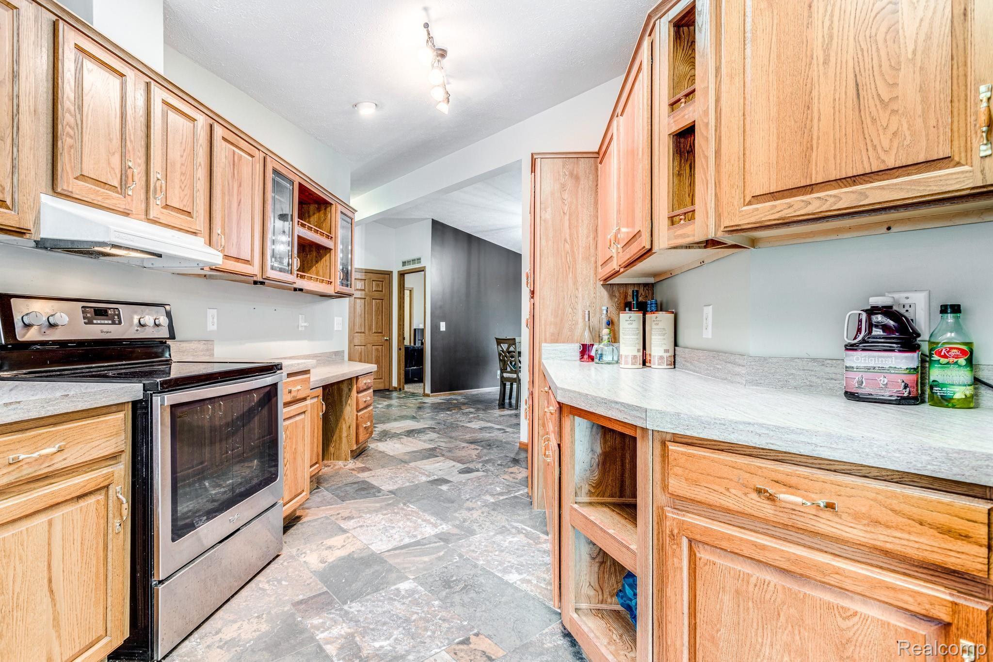 7388 Ross Road Almont, MI 48003 - Photo 7 of 45 13.jpg