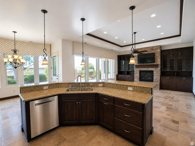 372 South Leoni Way Washington, UT 84780 - Photo 24 of 48