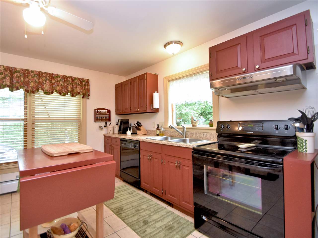 23 Red Gate Lane Meredith, NH 03253 - Photo 6 of 24