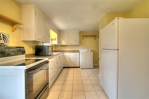 15 Rydberg Terrace Worcester, MA 01607 - Photo 4 of 21 Gallery Image 4