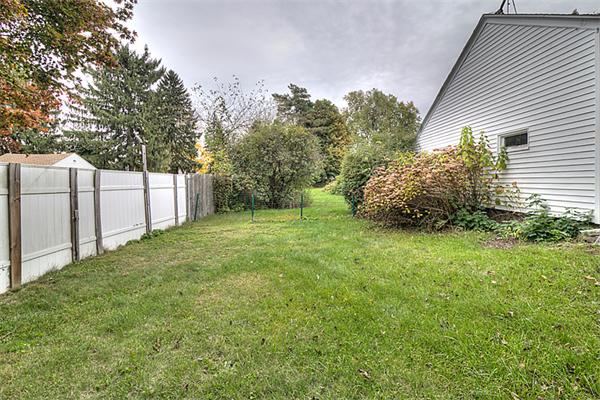 15 Rydberg Terrace Worcester, MA 01607 - Photo 9 of 21 Gallery Image 9