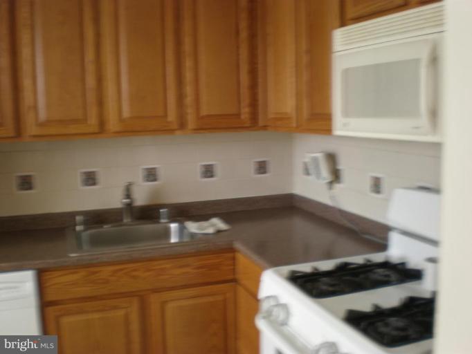 3906 Bel Pre Road, Unit 7 Silver Spring, MD 20906 - Photo 3 of 5 kitchen