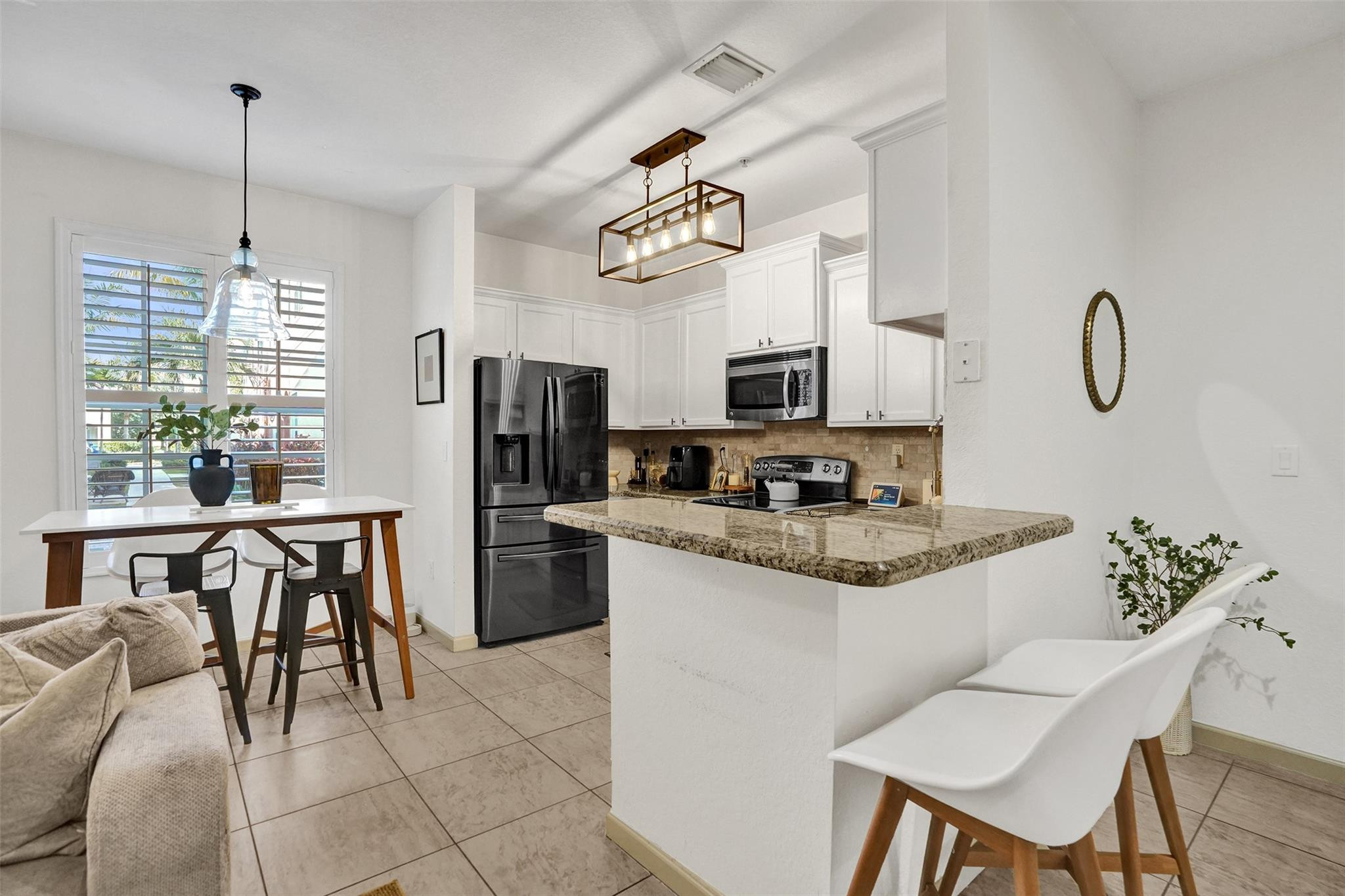 159 Southwest 7th Court Pompano Beach, FL 33060 - Photo 11 of 58 Photo 11