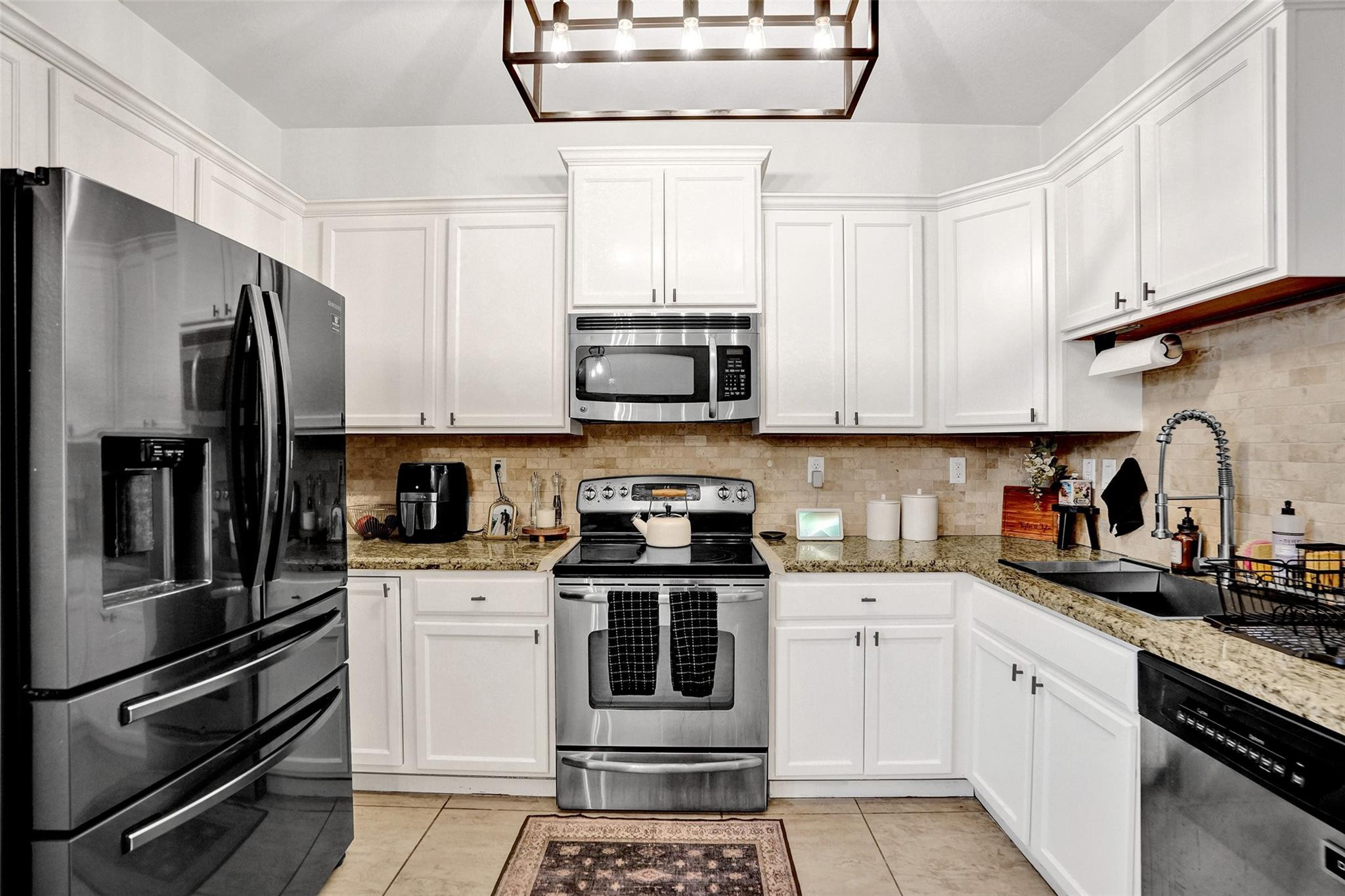 159 Southwest 7th Court Pompano Beach, FL 33060 - Photo 13 of 58 Photo 13