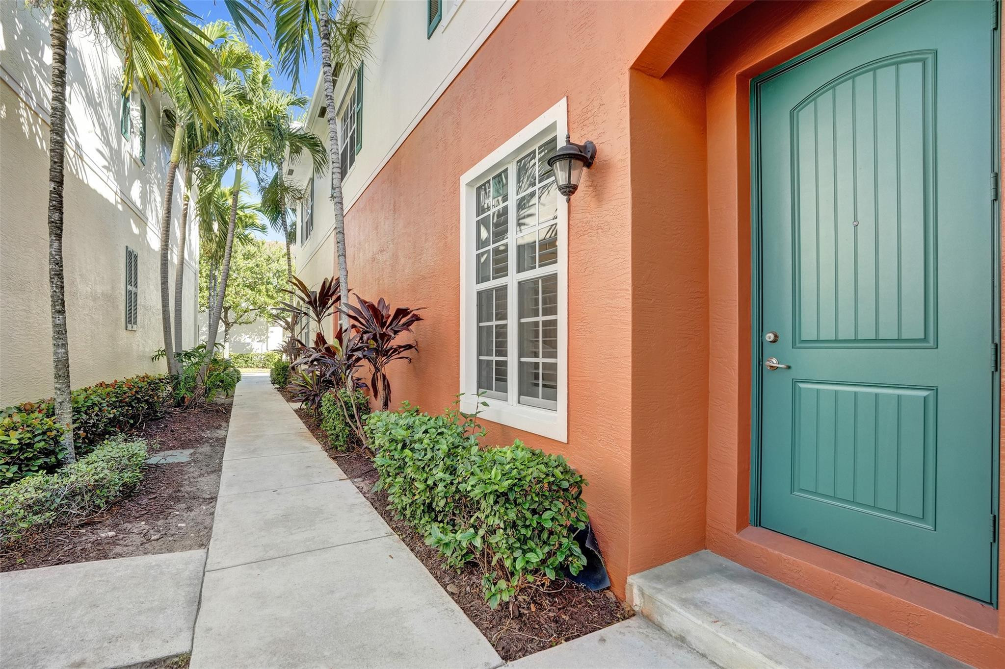 159 Southwest 7th Court Pompano Beach, FL 33060 - Photo 3 of 58 Photo 3