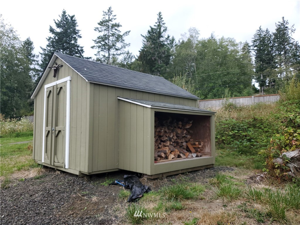 7270 East Grapeview Loop Road Allyn, WA 98524 - Photo 26 of 33 Gallery Image 26