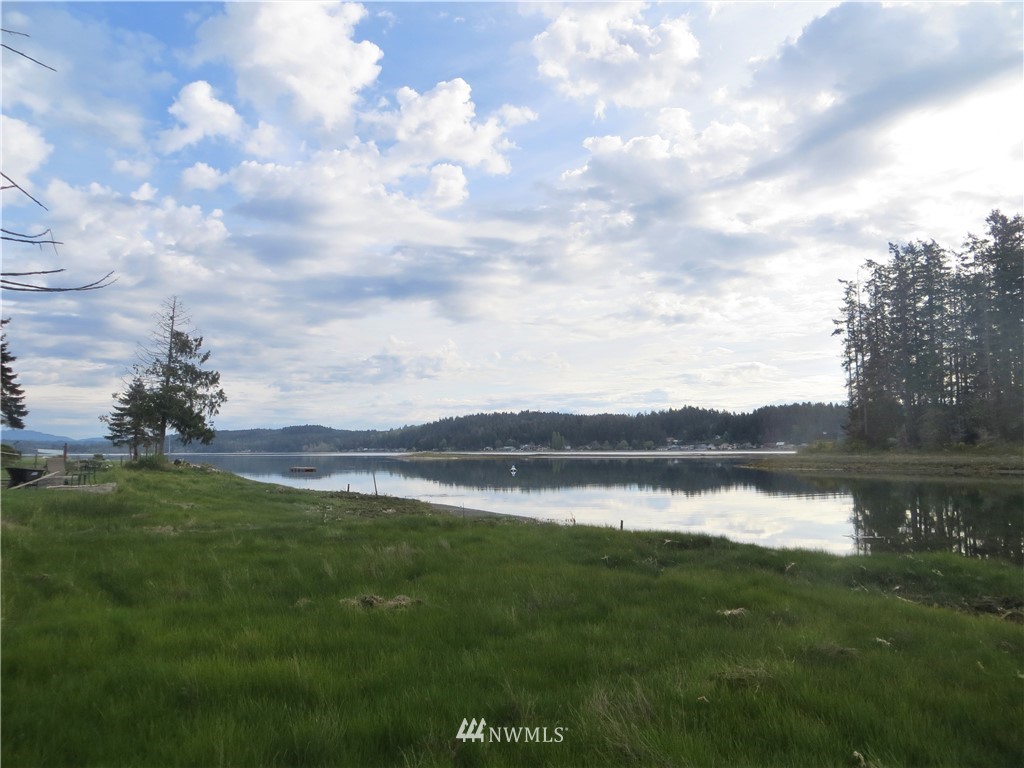 7270 East Grapeview Loop Road Allyn, WA 98524 - Photo 33 of 33 Gallery Image 33