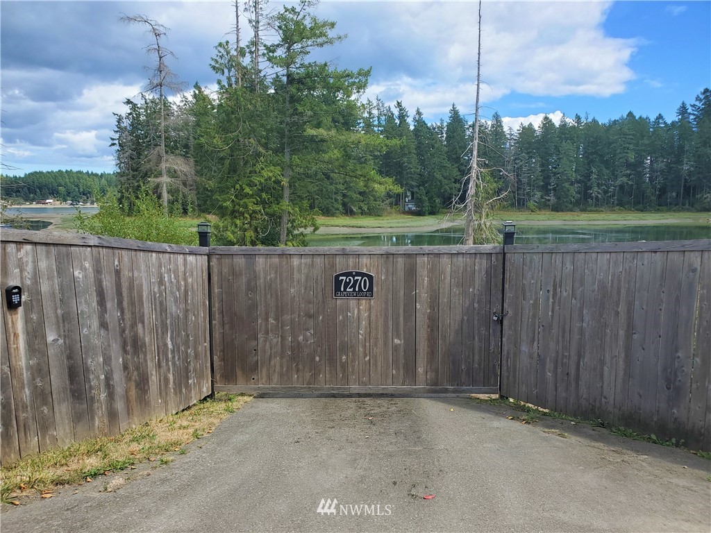 7270 East Grapeview Loop Road Allyn, WA 98524 - Photo 6 of 33 Gallery Image 6