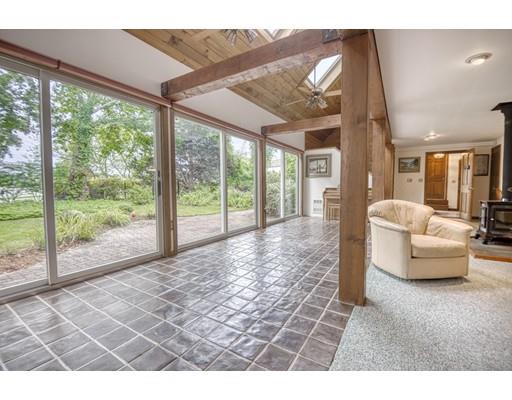 27 Souther Road Gloucester, MA 01930 - Photo 11 of 31