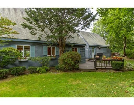 27 Souther Road Gloucester, MA 01930 - Photo 3 of 31
