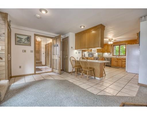 27 Souther Road Gloucester, MA 01930 - Photo 9 of 31