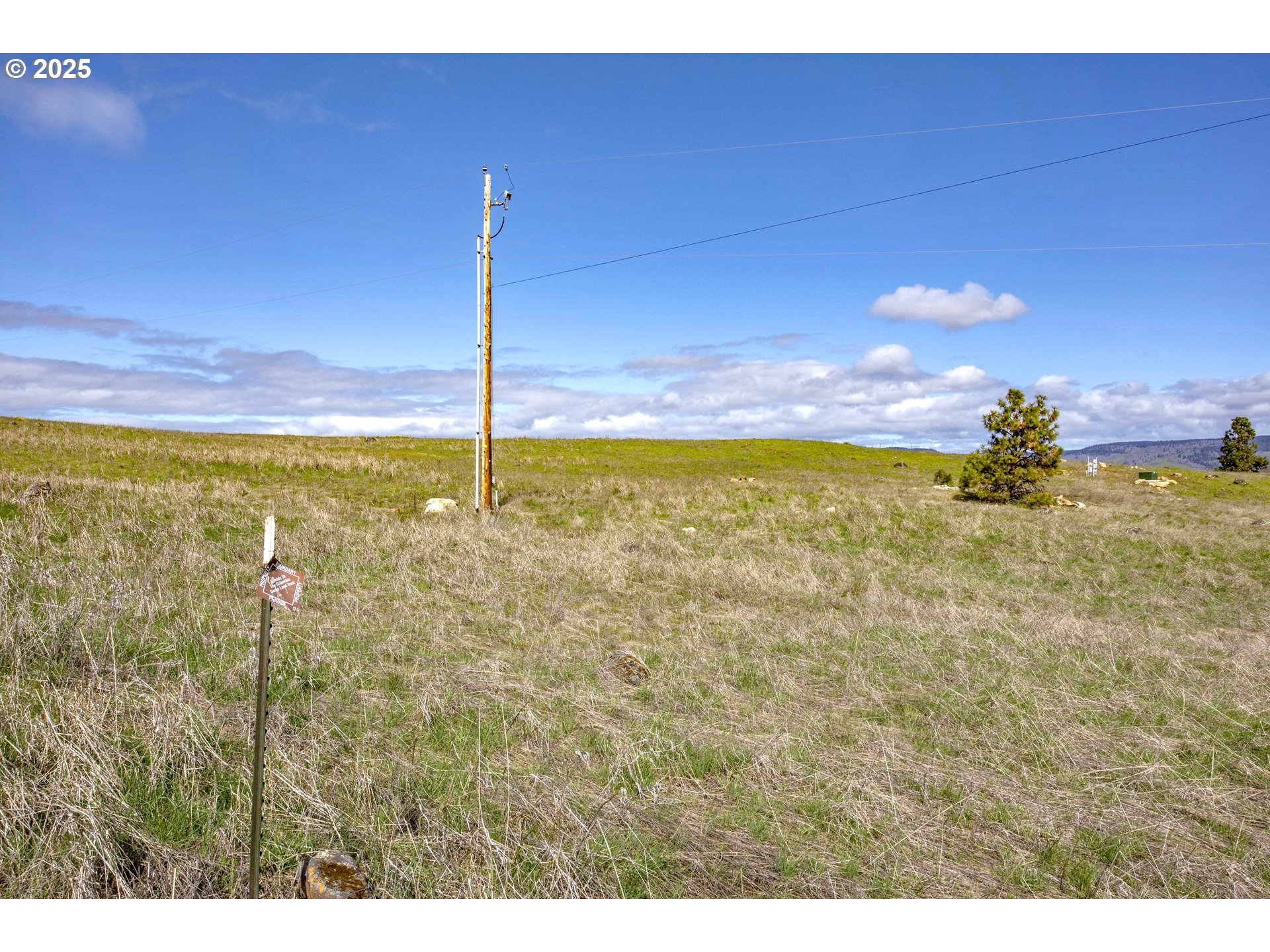 7310 Wagon Road West Mosier, OR 97040 - Photo 17 of 19 Gallery Image 17
