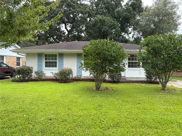 $245,000 | 501 Arnold Avenue, River Ridge, LA 70123