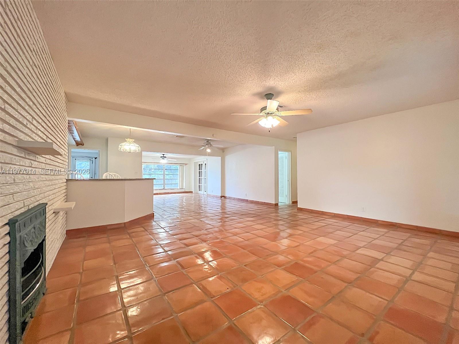 192 Southwest 62nd Terrace Plantation, FL 33317 - Photo 8 of 49