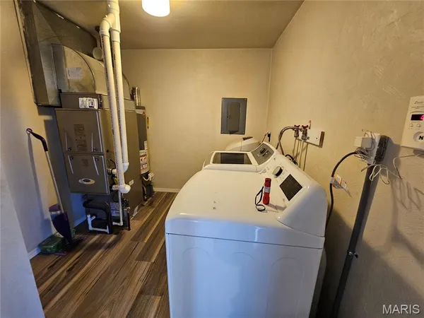 $185,000 | 1104 East Pine Street, Percy, IL 62272