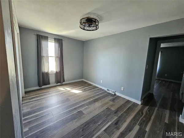 $185,000 | 1104 East Pine Street, Percy, IL 62272