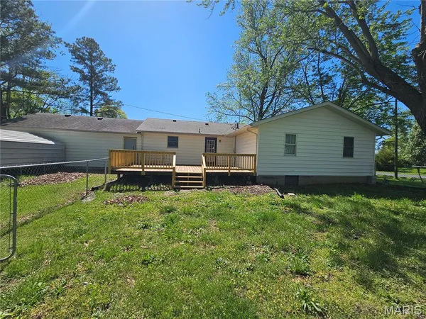 $185,000 | 1104 East Pine Street, Percy, IL 62272