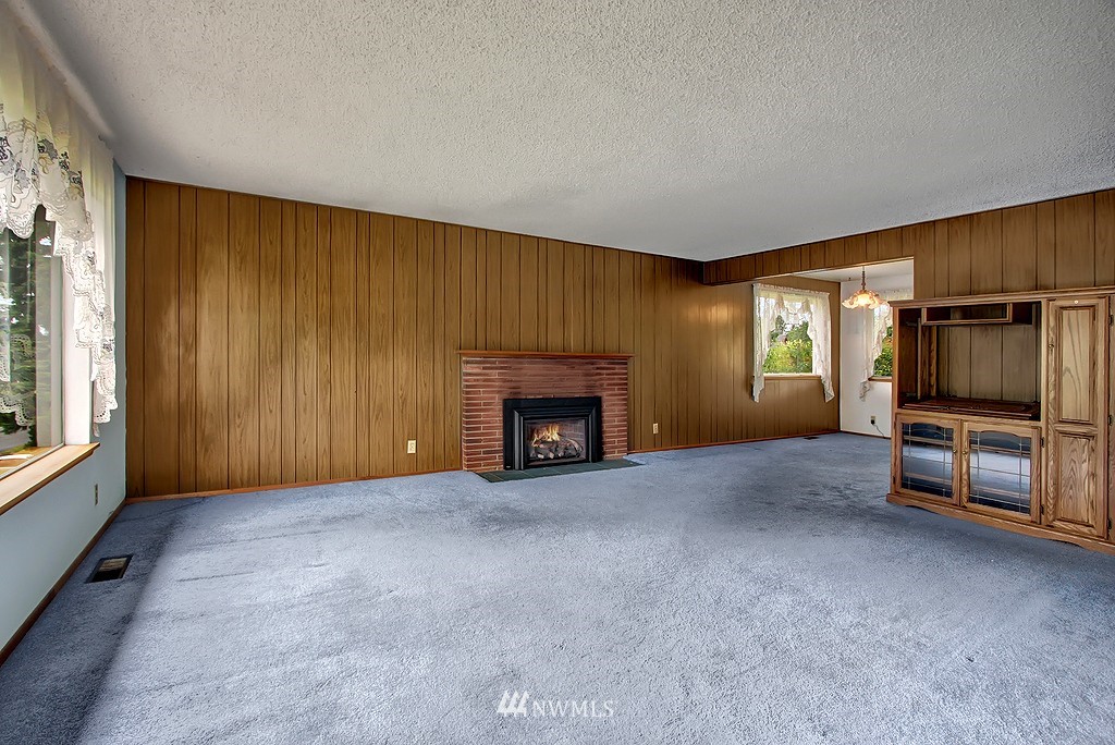 11426 Southeast 186th Street Renton, WA 98055 - Photo 3 of 22 Gallery Image 3