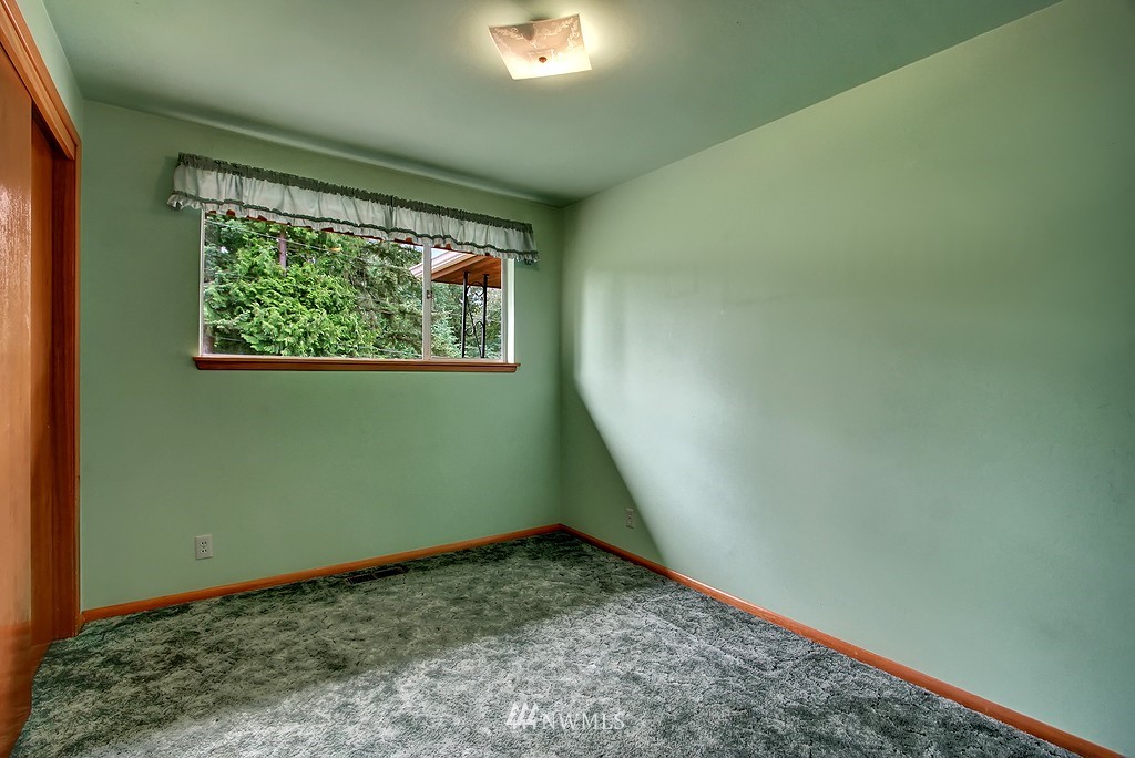 11426 Southeast 186th Street Renton, WA 98055 - Photo 8 of 22 Gallery Image 8
