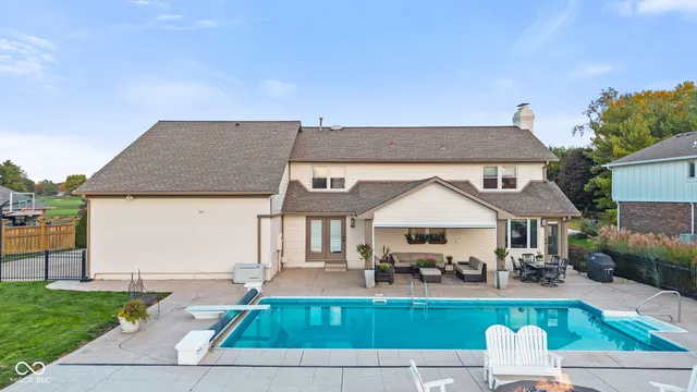 $949,900 | 2430 Woodsway Drive, Greenwood, IN 46143