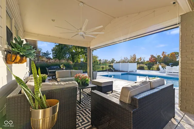 $949,900 | 2430 Woodsway Drive, Greenwood, IN 46143